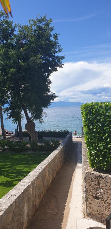 Apartman Sea View Vantacici Exteriér fotografie