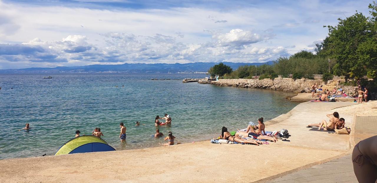 Apartman Sea View Vantacici Exteriér fotografie