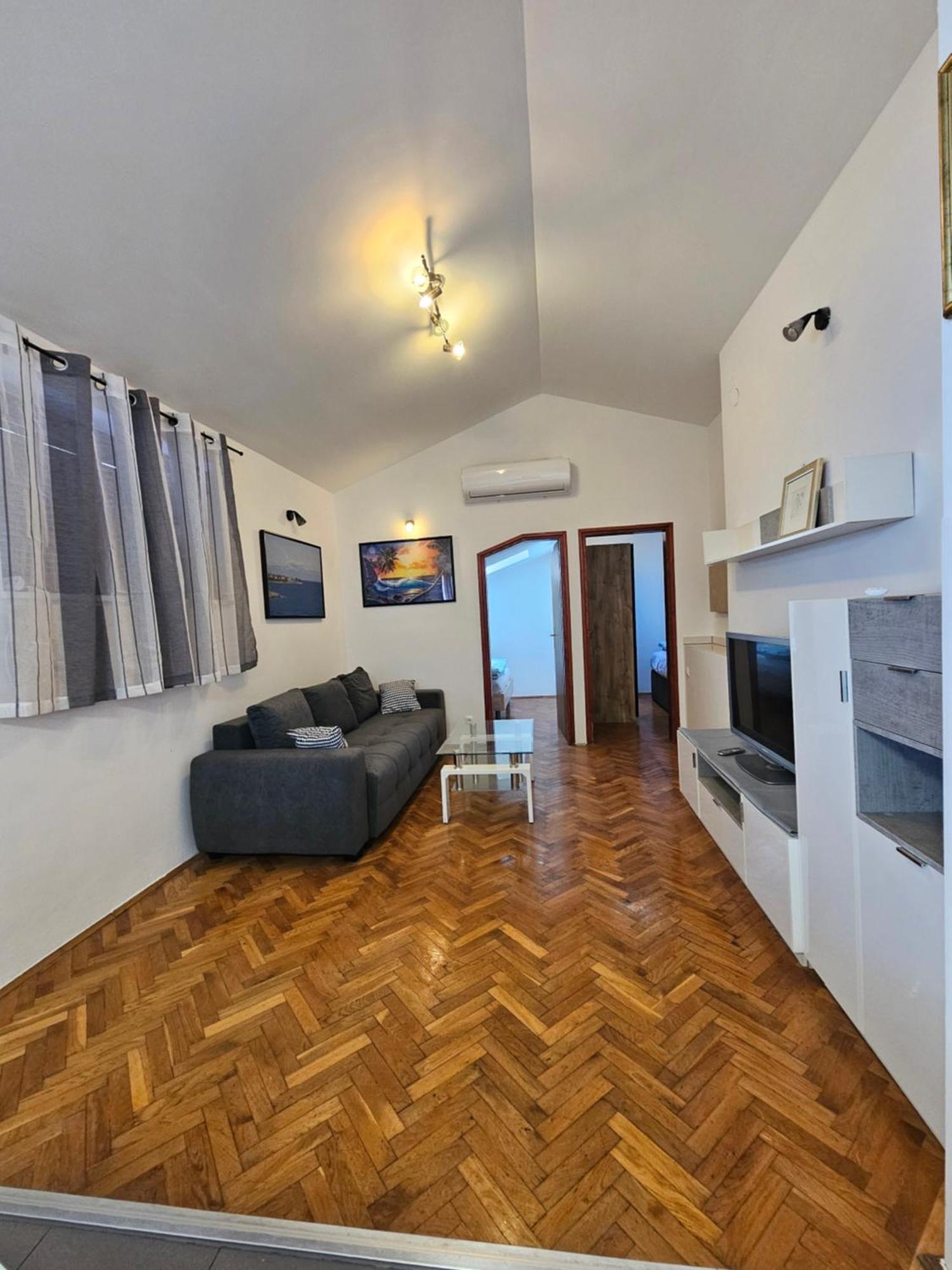 Apartman Sea View Vantacici Exteriér fotografie